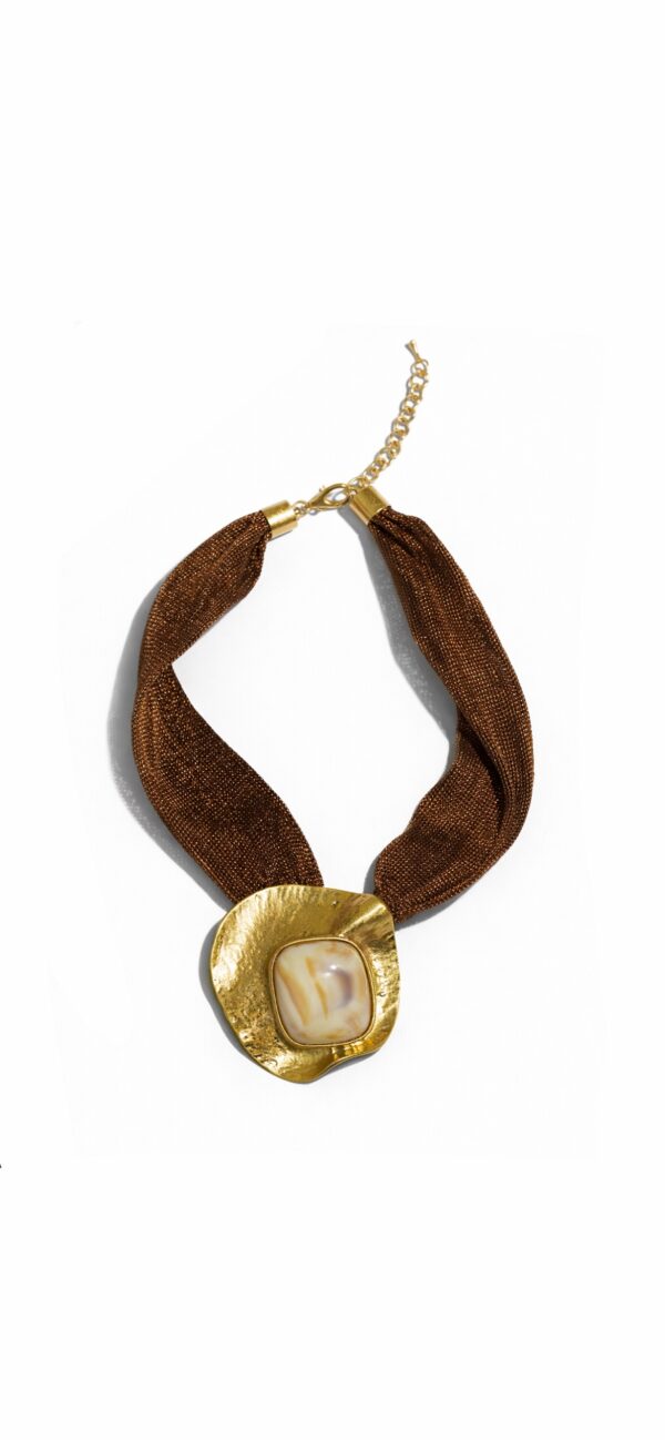 Stone Touch Necklace