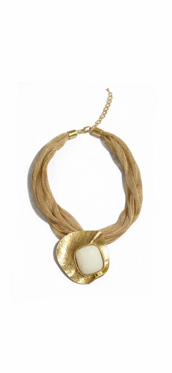 Stone Touch Necklace
